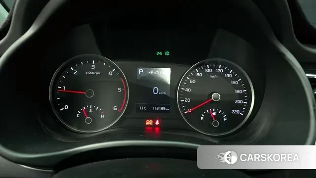 Kia Stonic id 3737202 из Кореи 18