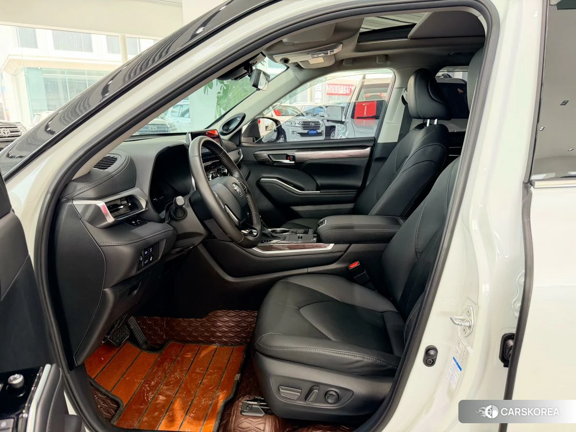 Toyota Highlander id 4479347 из Китая 20