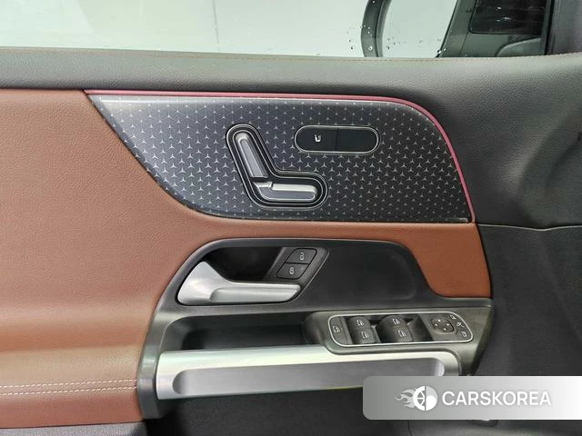 Mercedes-Benz GLB id 4368143 из Китая 16