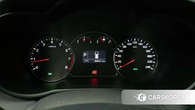 Kia The New Carens id 3880067 из Кореи 18