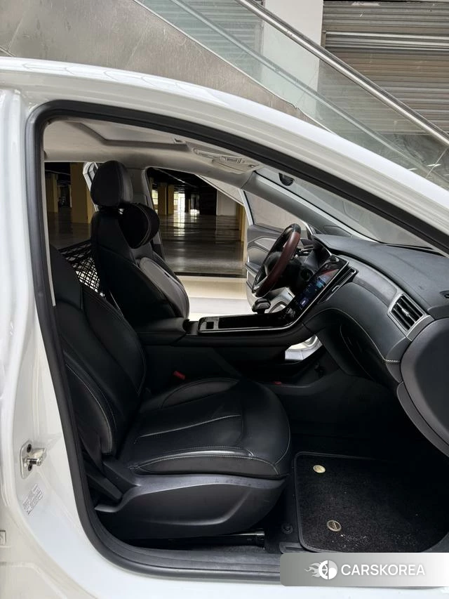 Roewe ei6 MAX id 4219602 из Китая 8