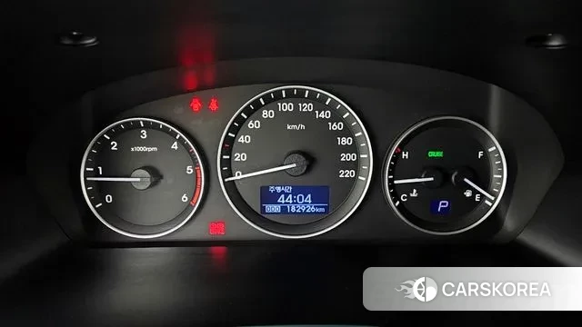 Hyundai The New Grand Starex id 3737398 из Кореи 18