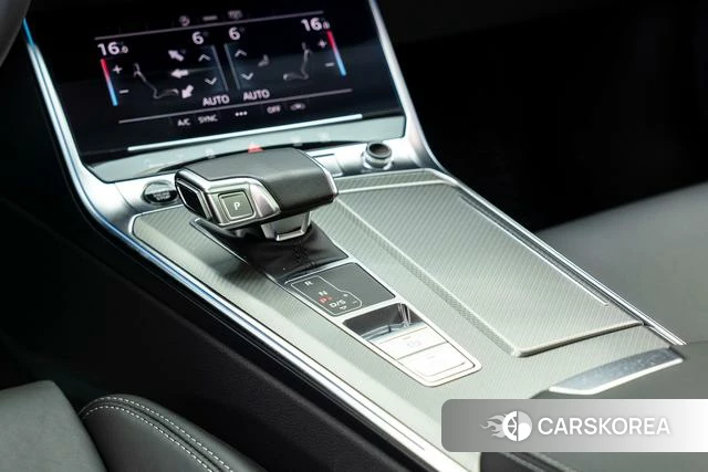 Audi A6L id 4298031 из Китая 24