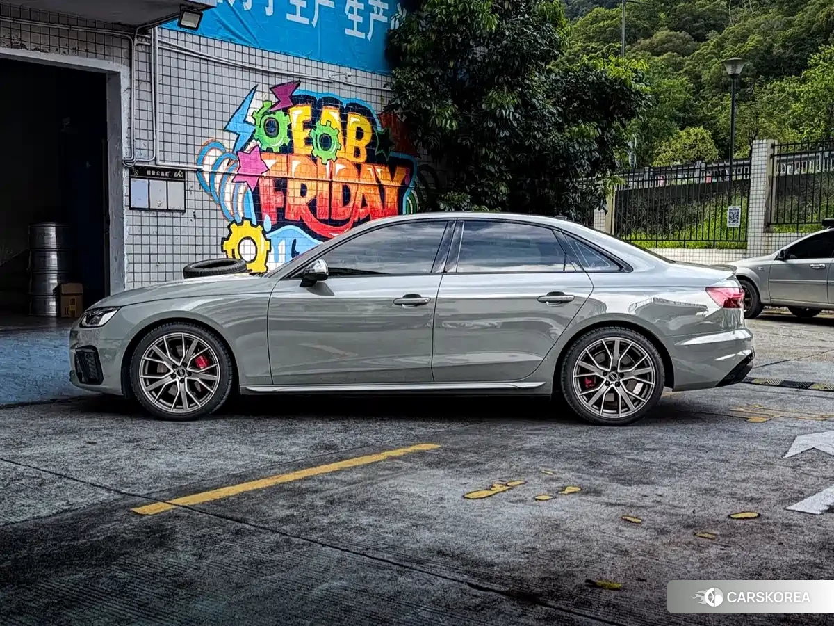Audi S4 id 4600867 из Китая 8