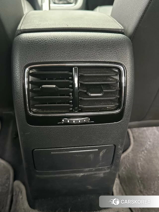 Volkswagen Sagitar id 4221828 из Китая 12