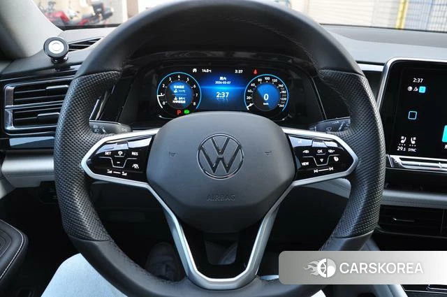 Volkswagen Tourang id 4209103 из Китая 18
