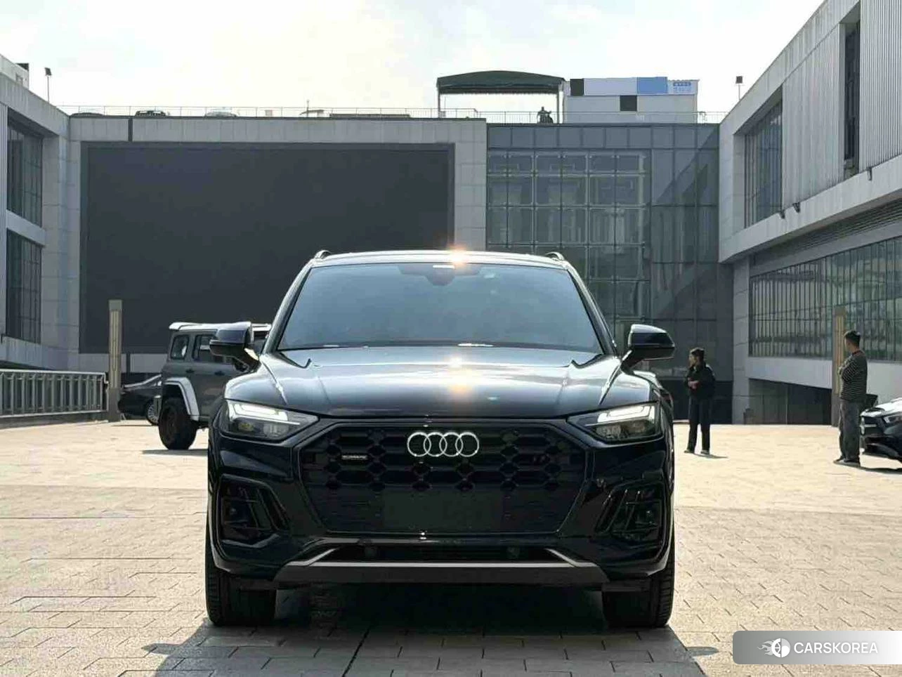 Audi Q5L id 4510428 из Китая 8