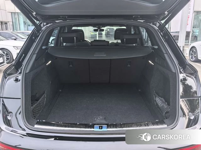 Audi Q5L id 4228499 из Китая 16
