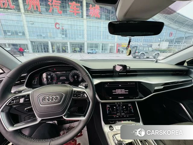 Audi A7L id 4211759 из Китая 10