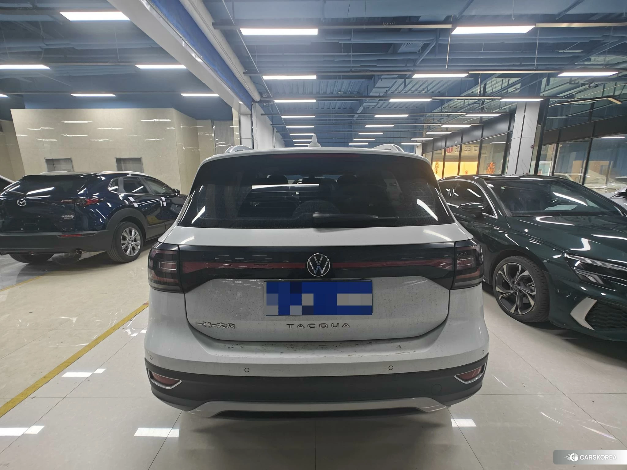 Volkswagen Exploring the shadow id 4493054 из Китая 12