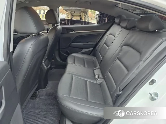 Hyundai Avante AD id 3595437 из Кореи 18