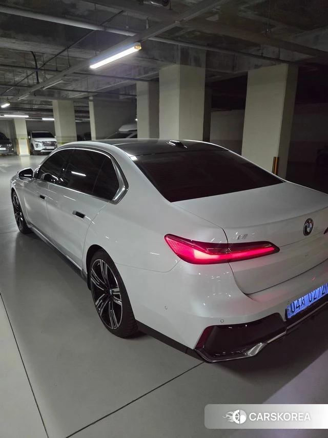 BMW i7 (G70) id 3841737 из Кореи 17