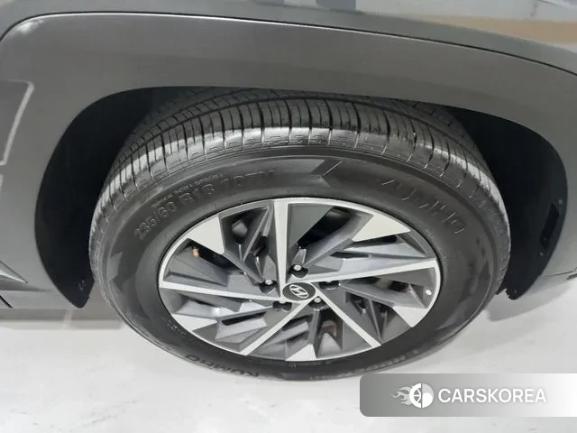 Hyundai Tucson (NX4) id 3739985 из Кореи 12