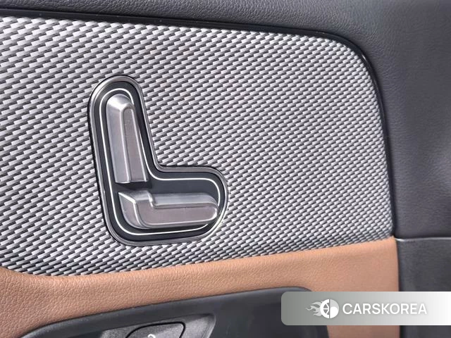 Mercedes-Benz GLB id 4329084 из Китая 13