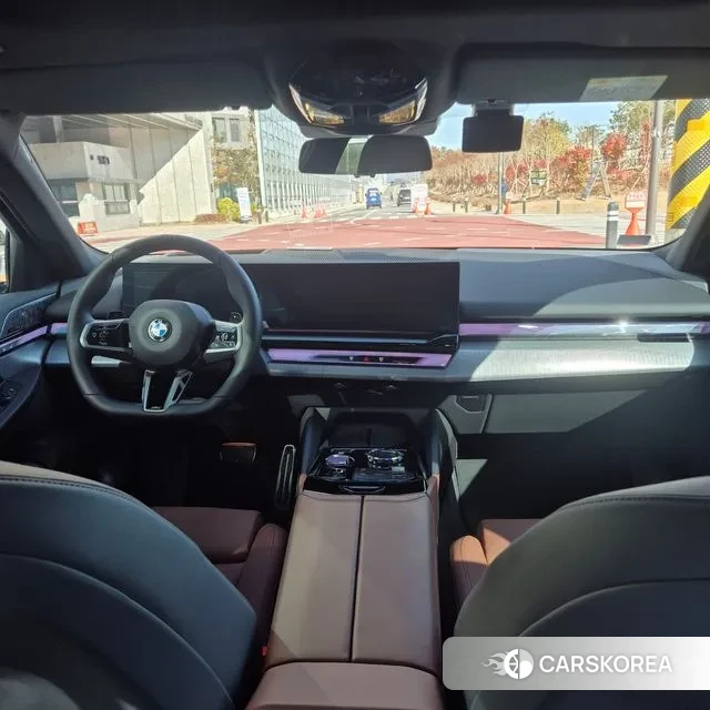 BMW 5 Series (G60) id 3507350 из Кореи 13