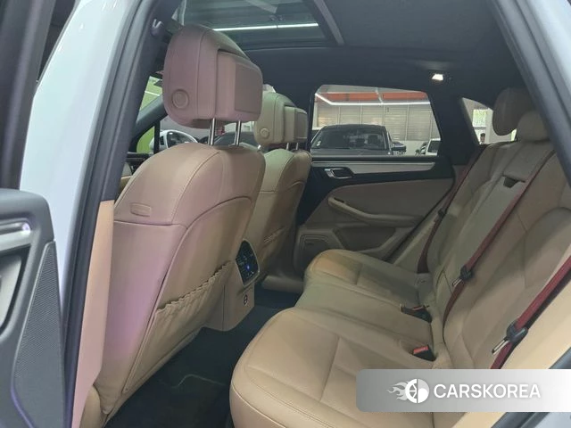 Porsche Macan id 3953952 из Кореи 18