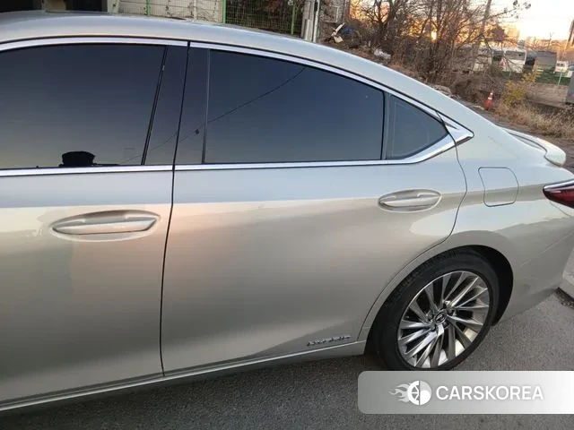 Lexus ES300h 7th generation id 3429215 из Кореи 9