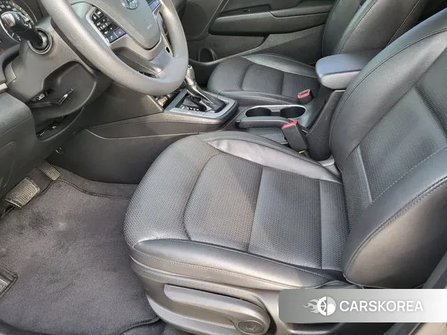 Hyundai Avante AD id 3570805 из Кореи 16