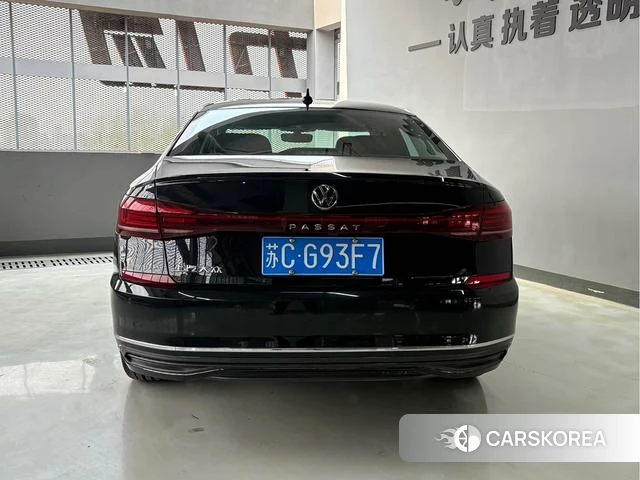 Volkswagen Passat id 3968821 из Китая 12