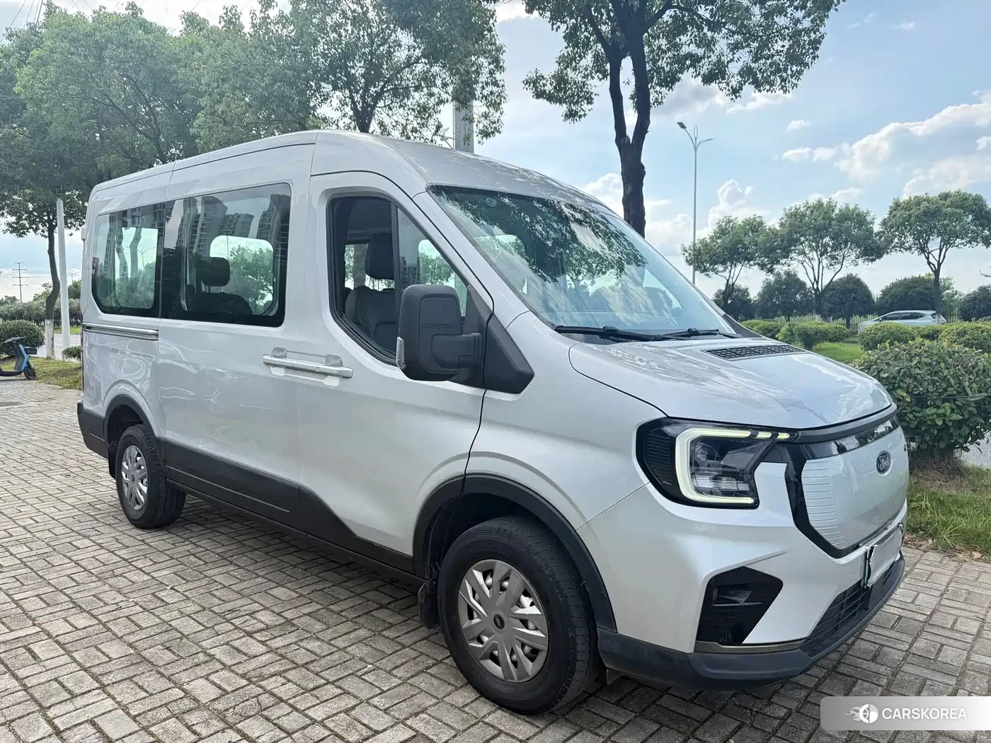 Ford Transit id 4606953 из Китая 10