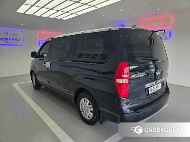Hyundai The New Grand Starex id 4543016 из Кореи 14