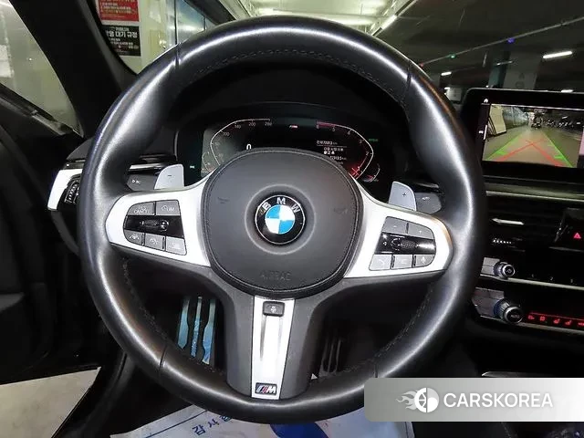 BMW 5 Series (G30) id 3422777 из Кореи 18