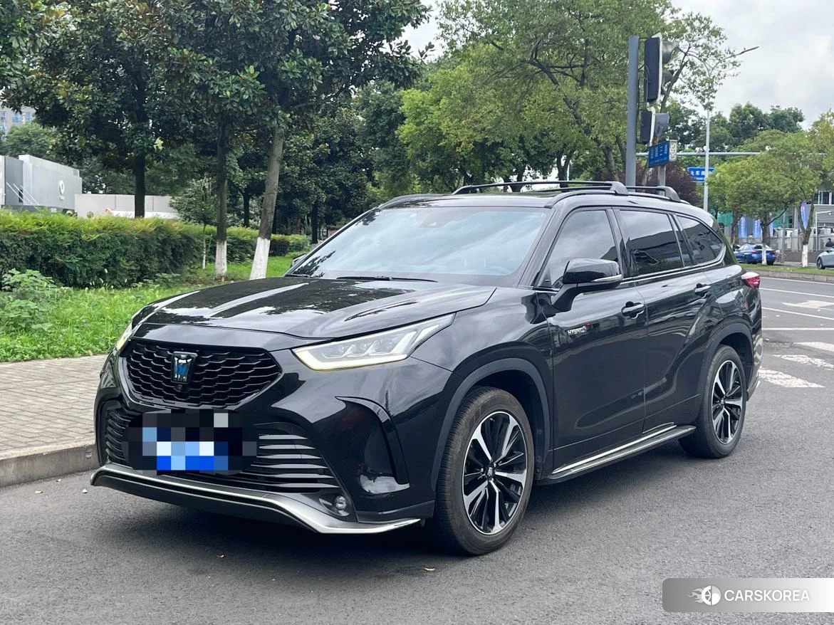 Toyota Crown Lufang id 4498759 из Китая 8