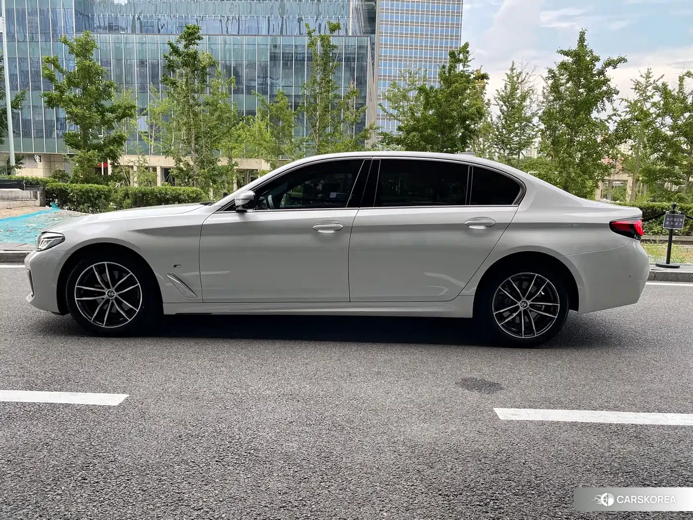 BMW 5 series id 4679513 из Китая 23