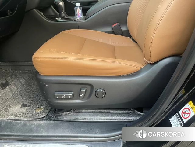 Toyota Highlander id 4220993 из Китая 30