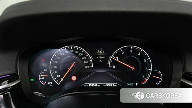 BMW 5 Series (G30) id 3820736 из Кореи 18