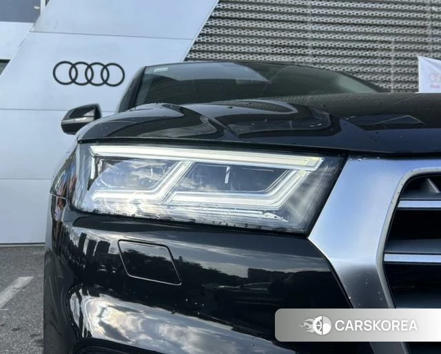 Audi Q5L id 4272943 из Китая 16