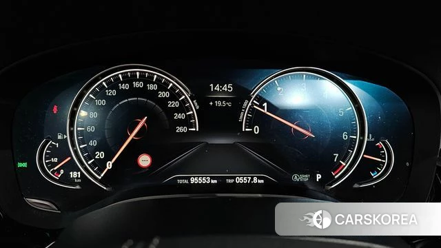 BMW 5 Series (G30) id 3873854 из Кореи 18