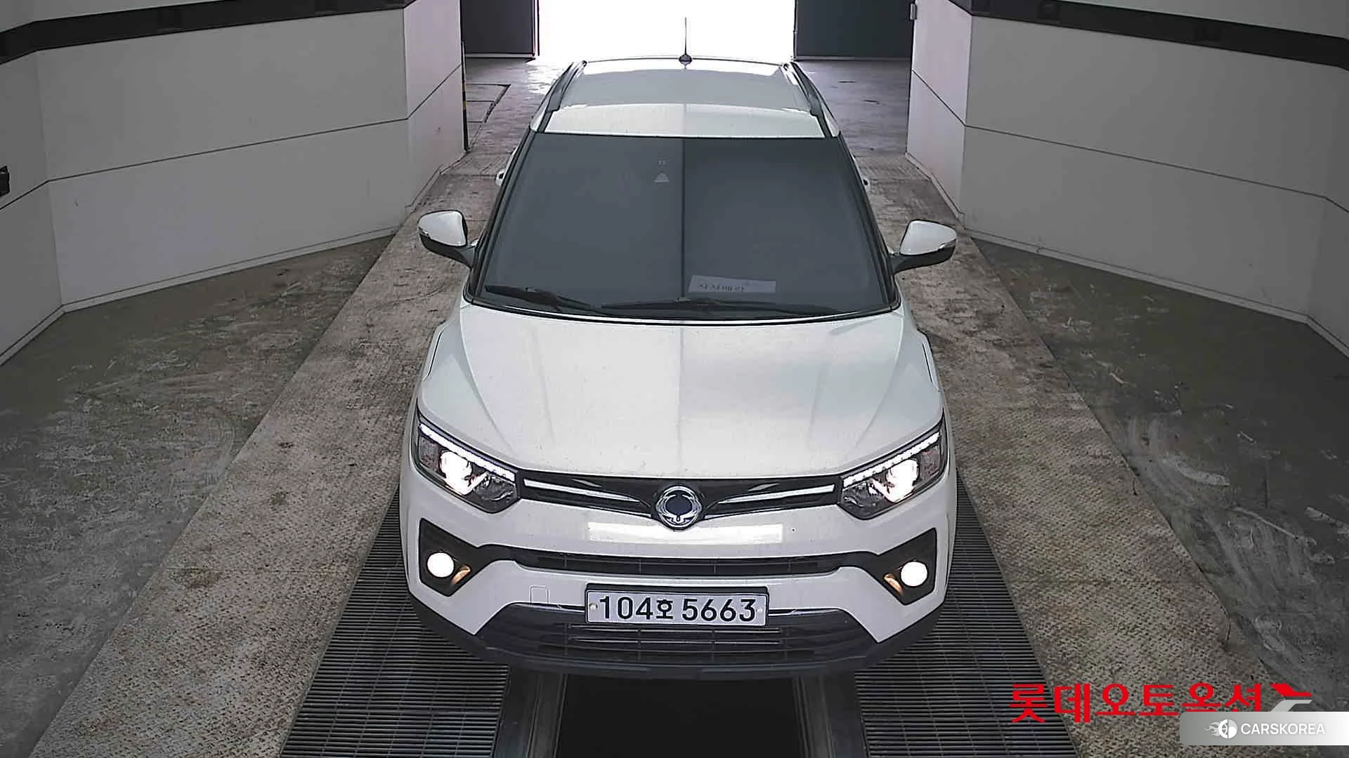 SsangYong Tivoli id 3888449 из Кореи 35