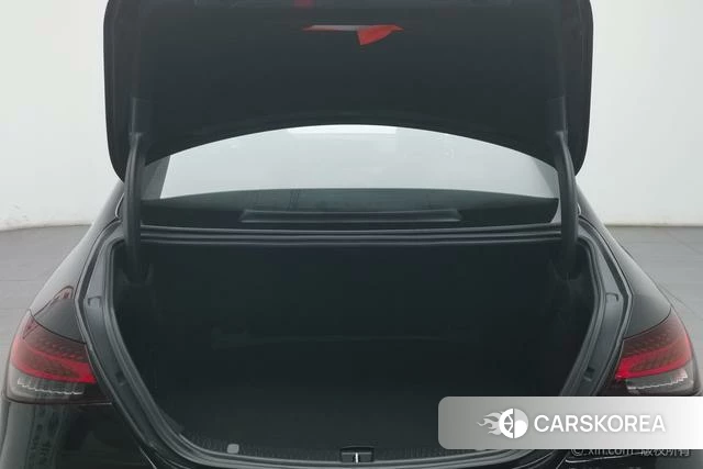 Mercedes-Benz E-class id 4261727 из Китая 22