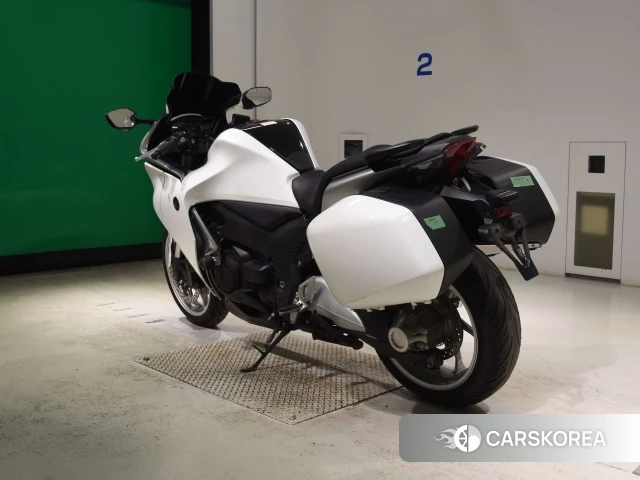 Honda VFR1200F id 4341455 из Японии 8