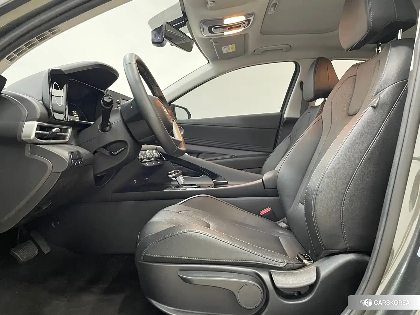Hyundai Elantra id 4576355 из Китая 16