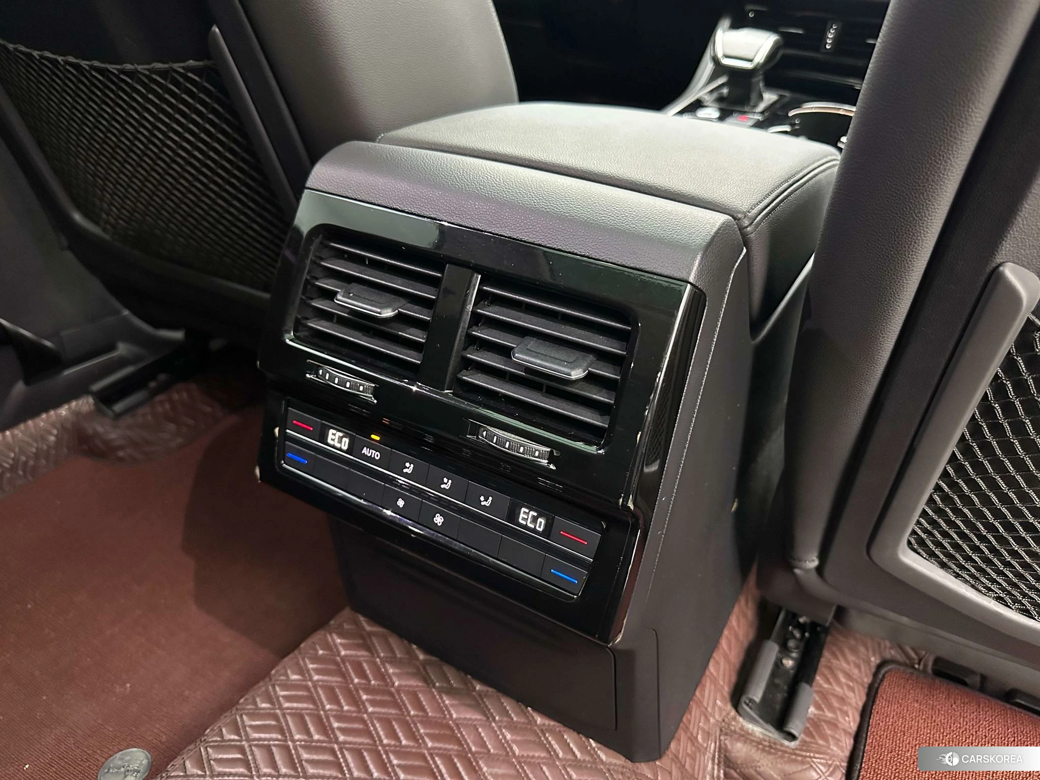 Volkswagen Touareg PHEV id 4420083 из Китая 24