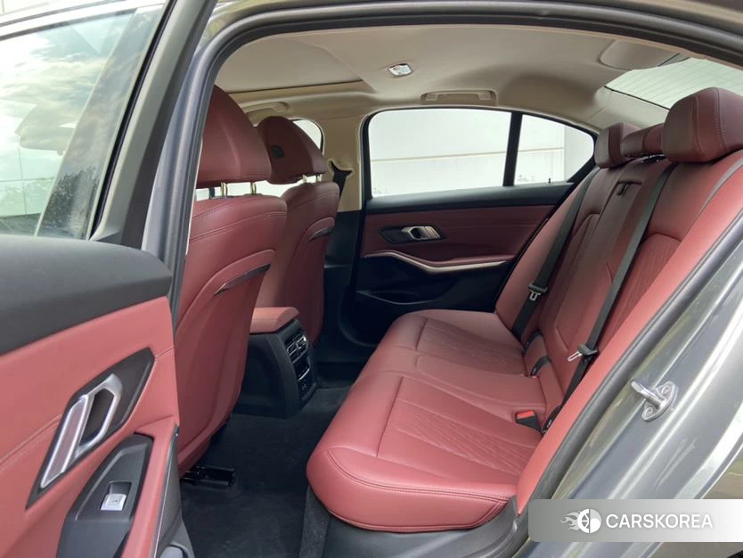 BMW 3 series id 4454470 из Китая 8