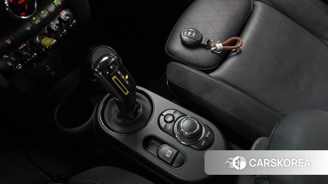 Mini Cooper Electric id 4244103 из Кореи 29