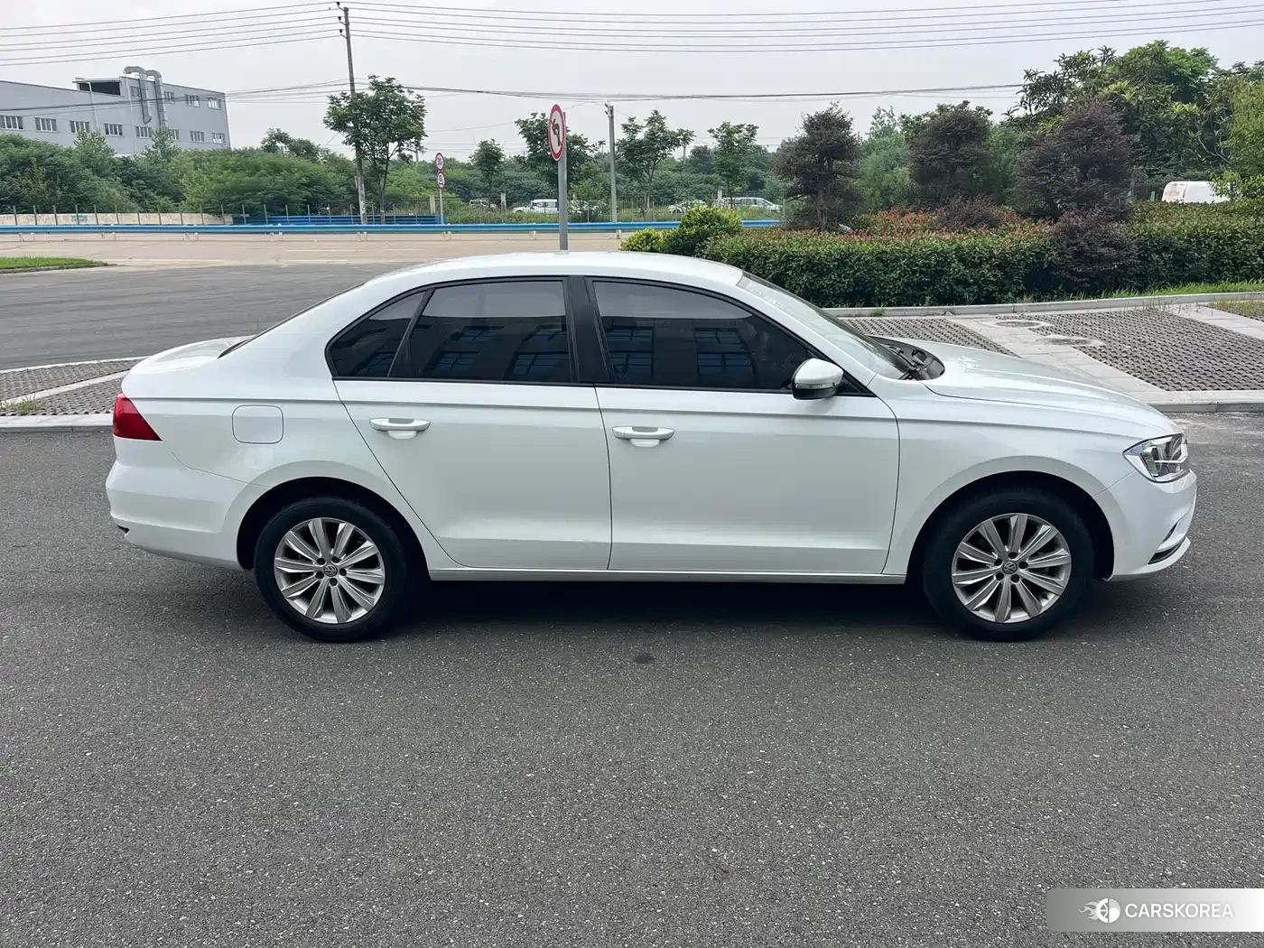 Volkswagen Bora id 4577898 из Китая 8