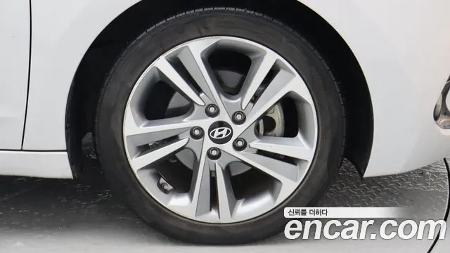 Hyundai Avante AD id 2840337 из Кореи 18