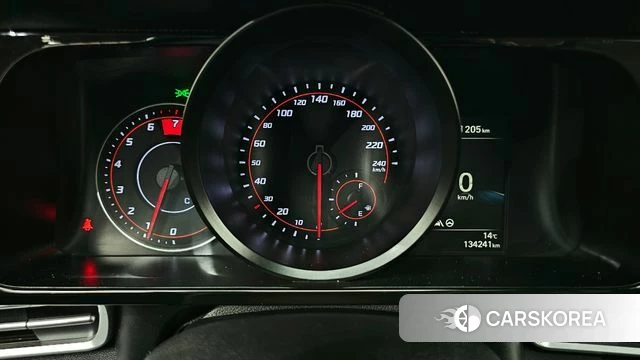 Hyundai Avante (CN7) id 3828003 из Кореи 18