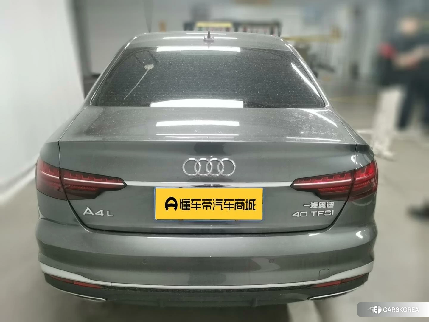 Audi A4L id 4405723 из Китая 19