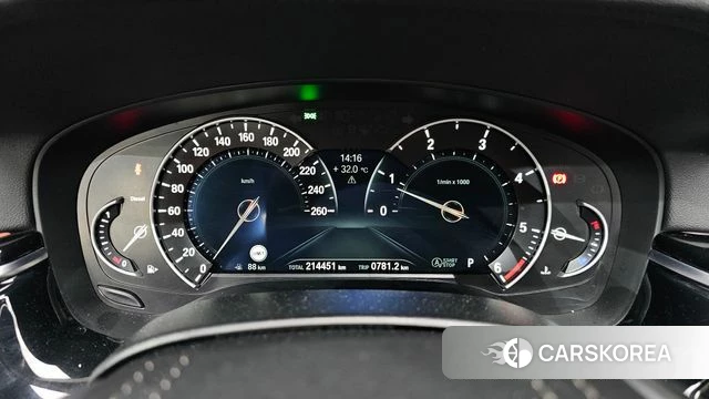 BMW 5 Series (G30) id 4663038 из Кореи 18