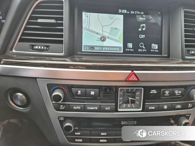 Genesis G80 id 3879980 из Кореи 12