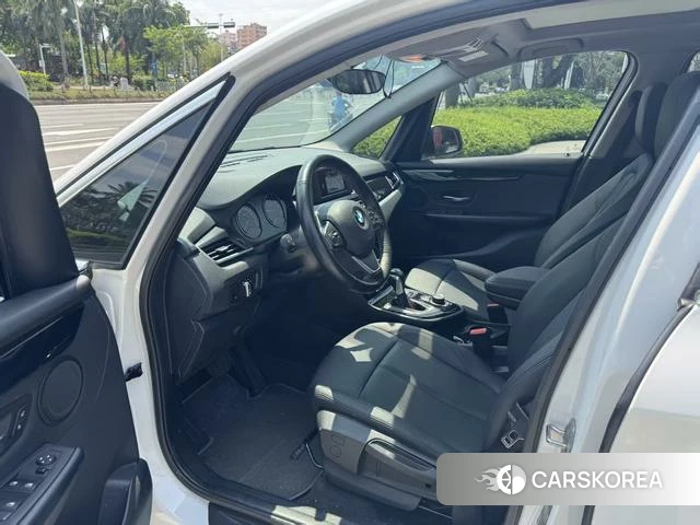 BMW 2 series station wagon id 3857872 из Китая 8