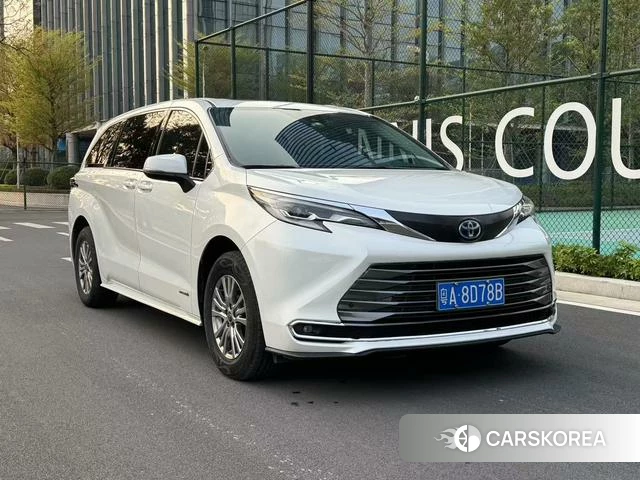 Toyota Saina id 4182698 из Китая 9