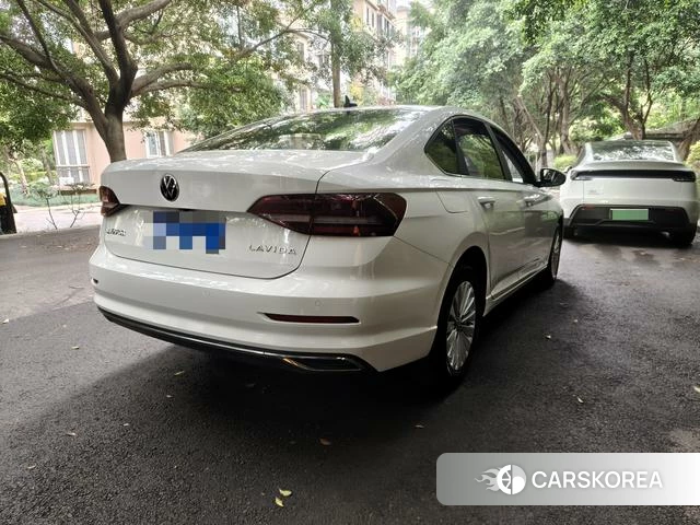 Volkswagen Lavida id 4359162 из Китая 8