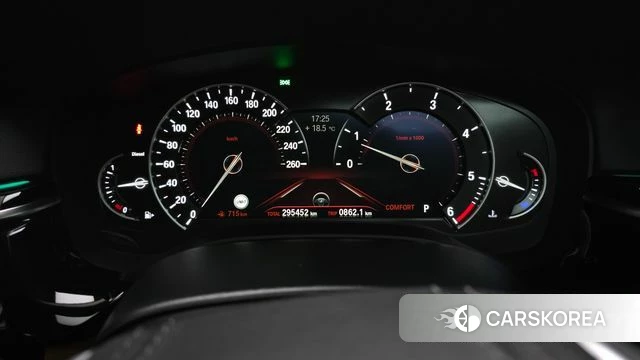 BMW 5 Series (G30) id 3925091 из Кореи 18