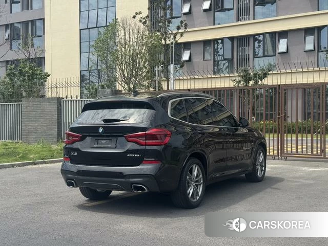 BMW X3 id 4387618 из Китая 15